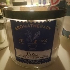 Bath & Body Works 3 Wick Relax Aromatherapy candle